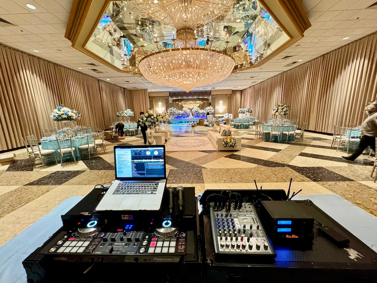 Master Productions Events | Experts in event planning, DJs, sound, and lighting.
