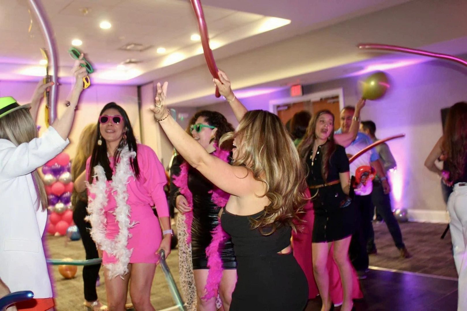 Master Productions Events | Experts in event planning, DJs, sound, and lighting.